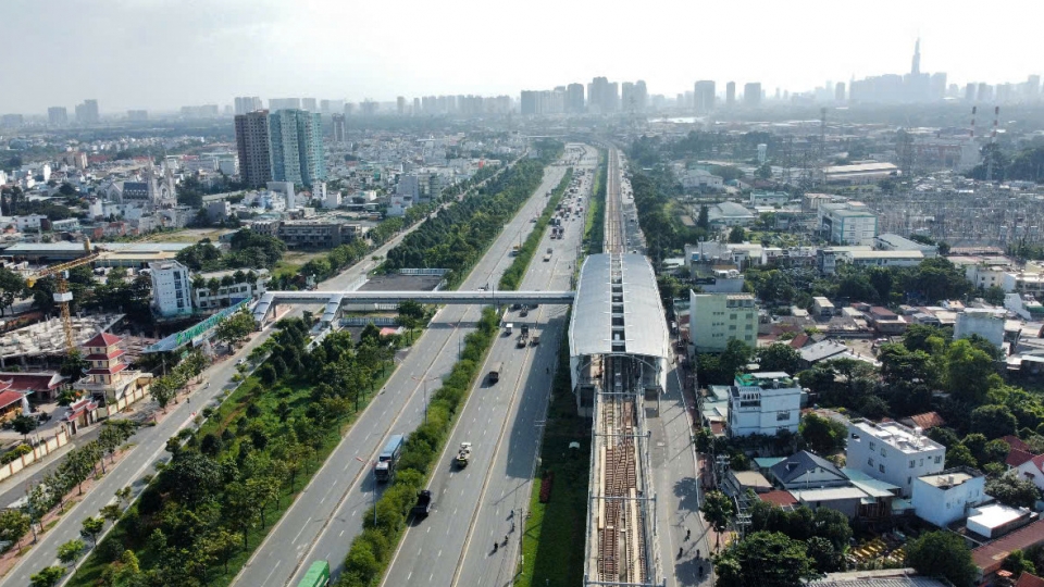 Thêm bước tiến để làm chủ công tác vận hành thiết bị, đoàn tàu metro 1